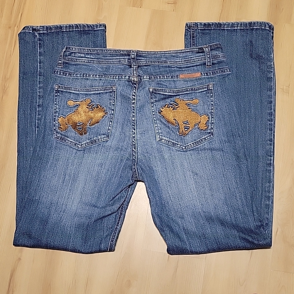 Cowgirl Tuff Co. "Wild and Wooly" Jeans